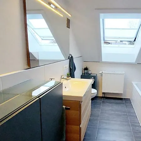 Moderne Mit Balkon Assumstadt