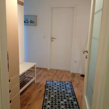 Moderne Mit Balkon *