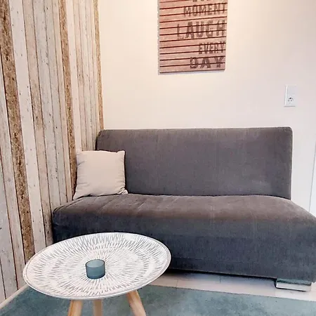 Moderne Mit Balkon 公寓 *