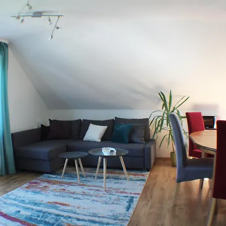 Moderne Mit Balkon Lejlighed *