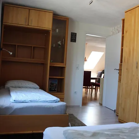 Moderne Mit Balkon *